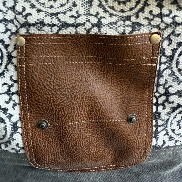 Myra Bag Pivot Print Women's Crossbody Bag Front Pocket Boho - Picture 2 of 10